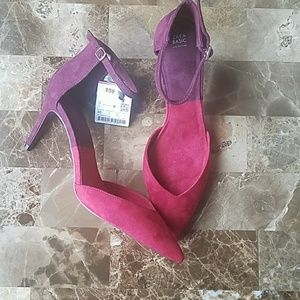 NWT Zara Basic Court Heels SZ 9